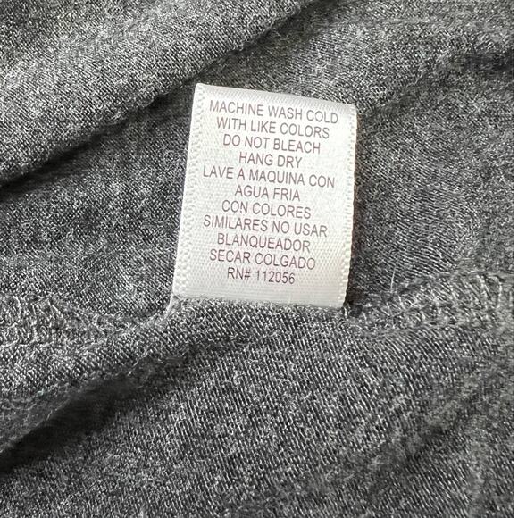 zenana outfitters women gray t shirt blouse sz mRound Neck Zipper Pocket - Picture 8 of 8